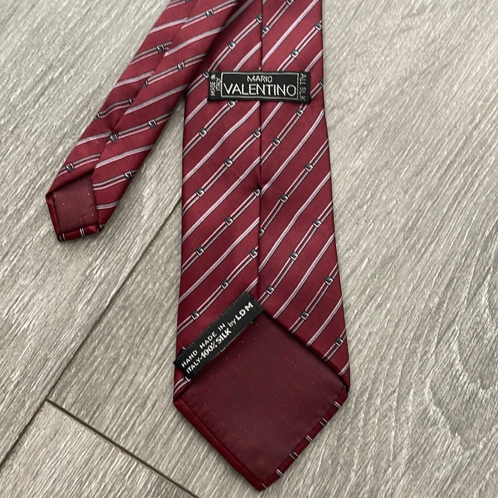 Authentic Valentino Mens Neck Tie - Vintage